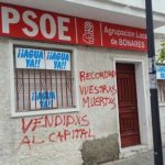 El PSOE de Bonares denuncia ante la Guardia Civil la aparición de pintadas en la sede local.