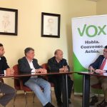 La Plataforma recibe el compromiso de VOX de llevar el desdoble del túnel de San Silvestre al Parlamento andaluz.