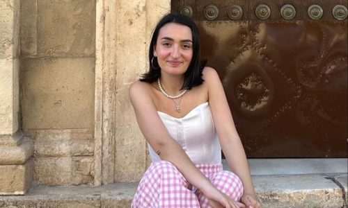 La bonariega Elisa Fernández Guzmán, Premio Nacional de Poesía Joven ‘Miguel Hernández’ 2025