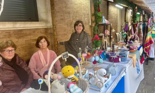 La Navidad más solidaria vuelve a los soportales de la Diputación con el Mercadillo de Asociaciones de la provincia